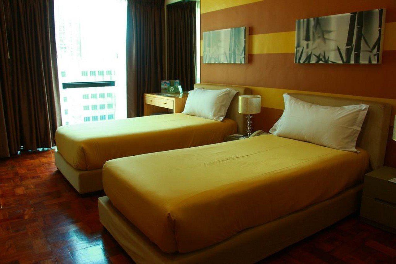 Asian Mansion II Makati City Buitenkant foto
